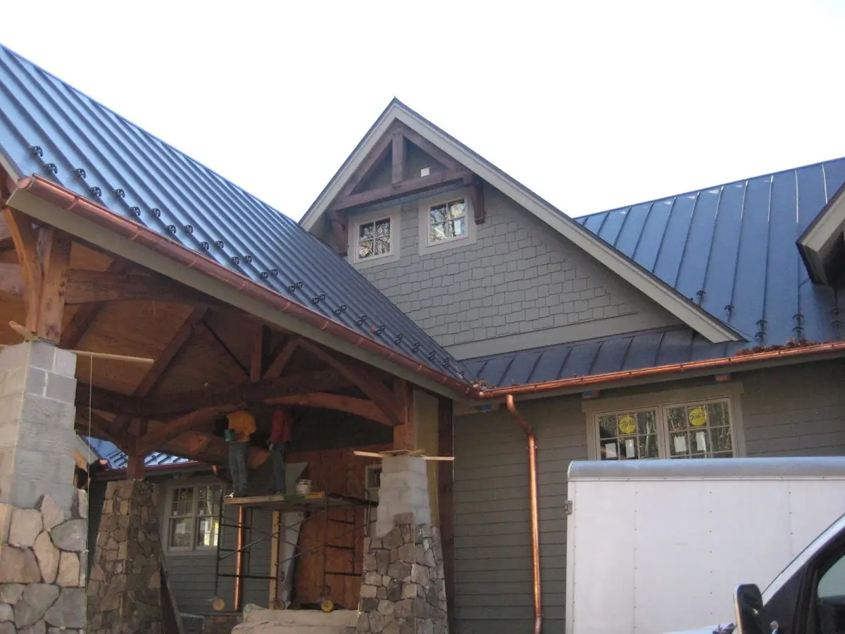 Craftsman Roofing team delivering quality roofing work in Basin City